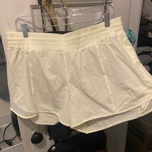 Hotty Hot High-Rise Lined Short 2.5"